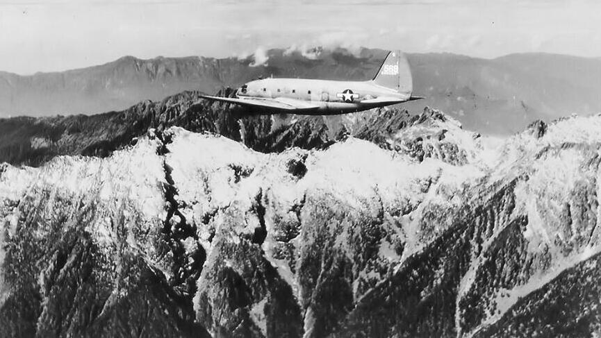 הקברניט הימלאיה הרים אוורסט מלחמת העולם השנייה