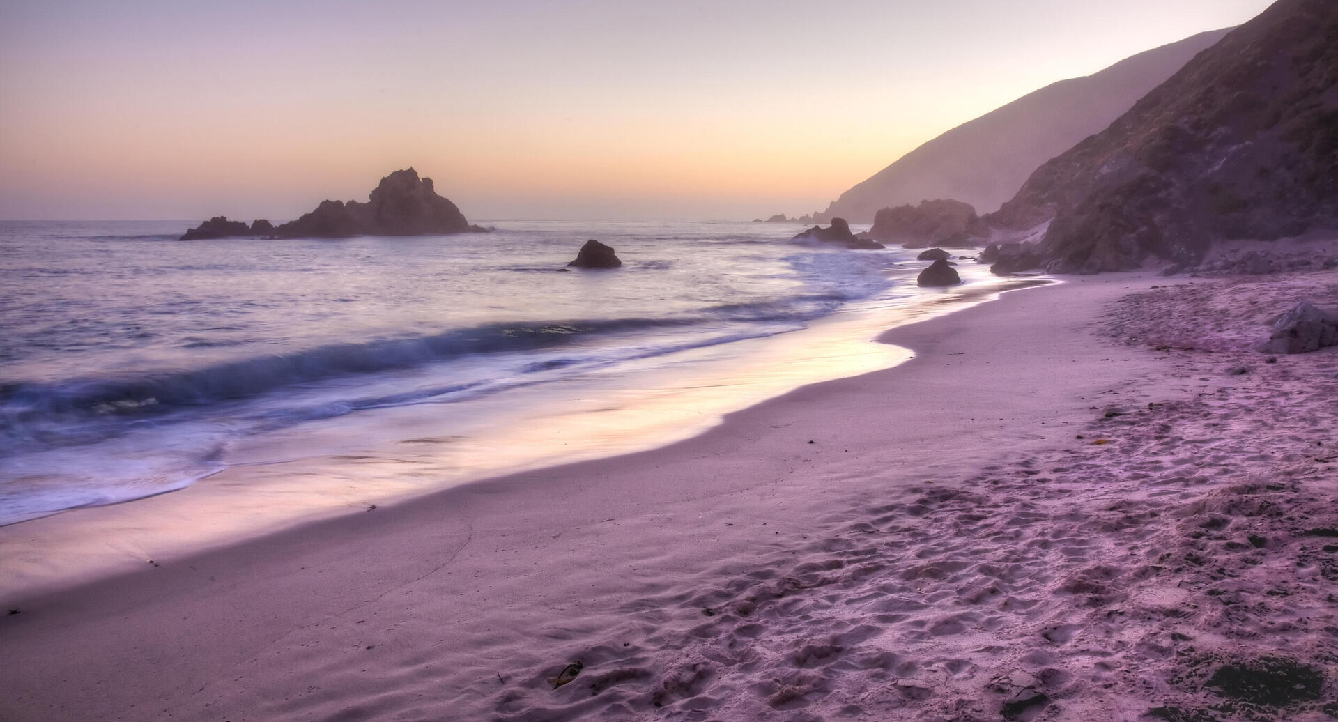 פוטו חופים עם חול צבעוני קליפורניה Pfeiffer Beach