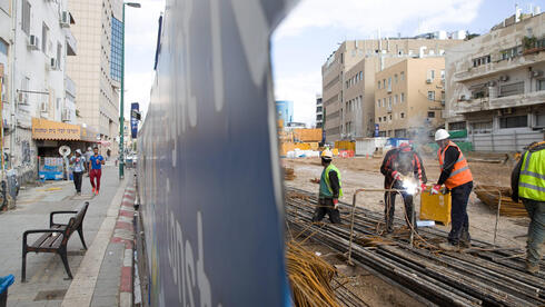 בגלל העירייה: בנת"ע חוששים מעיכובים גם בקו הסגול של הרכבת הקלה בת"א