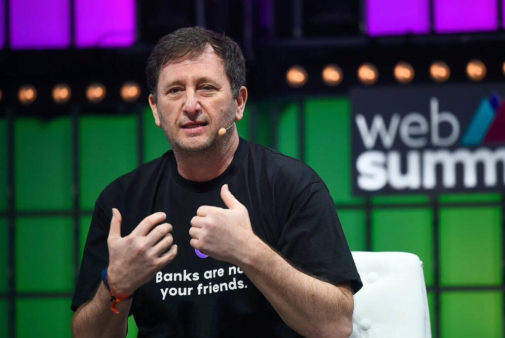 CEO of bankrupt crypto lender Celsius steps down