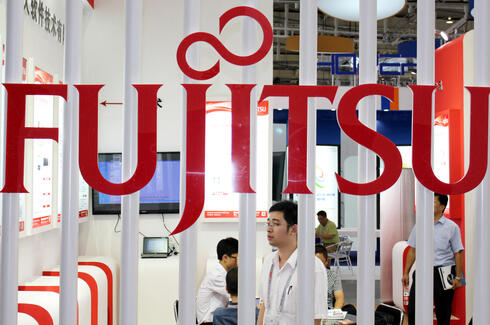 Fujitsu. Fujitsu.
